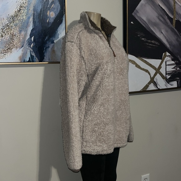 The Southern Shirt Co. -Sherpa Pullover with Pockets in Oyster size L - Picture 10 of 13